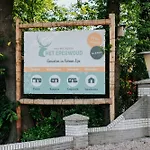Holiday home Sfeervol Houten Met Fijne Buitenruimte Op De Veluwe *