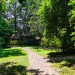 Sfeervol Houten Met Fijne Buitenruimte Op De Veluwe *